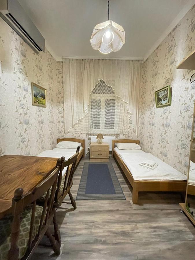 Miniapartamentskv 卡罗维发利 外观 照片